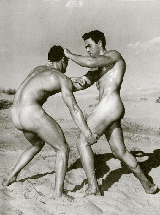 Bert Elliot wrestling with de Hoyas, 1950s.