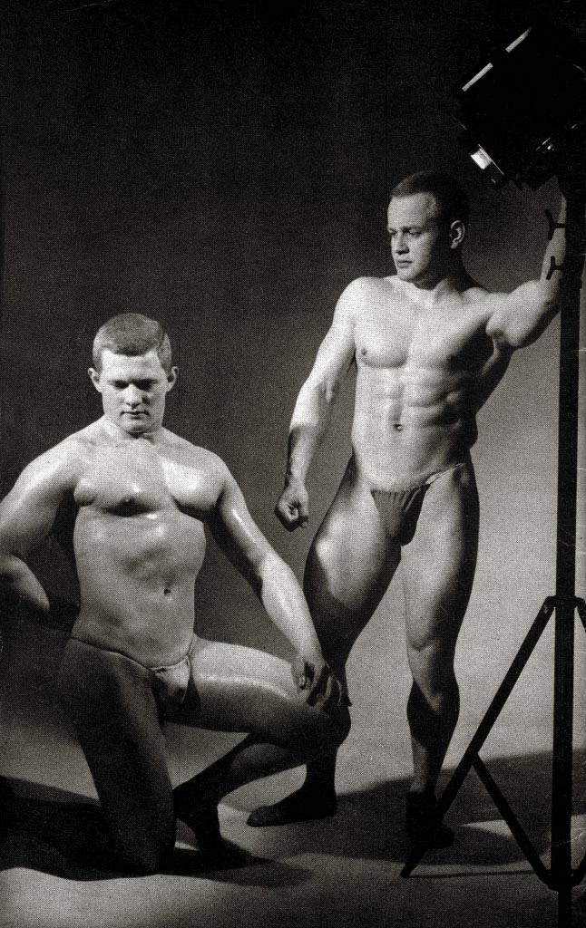 Dave Hawtin and Vic Haywood photographed working with light stands in the studio by Hussar and Scott.