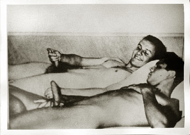 Grab your dick and enjoy these vintage hardcore masturbation shots from the 1950s.